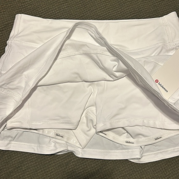 Lululemon Mini Pace Rival Skirt - Picture 3 of 3